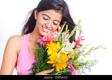 Indian bellissimo modello con bouquet Foto Stock