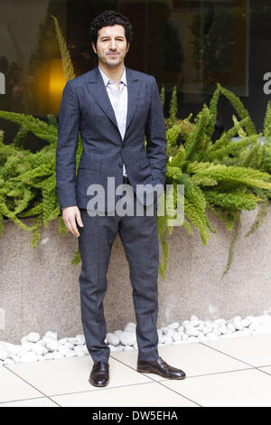 Roma, Italia. Il 27 febbraio, 2014. attore Francesco Scianna, assiste ''allacciare le cinture di sicurezza " (Allacciate le cinture) photocall a Roma - Visconti Palace Credito: Andrea Ciucci/NurPhoto/ZUMAPRESS.com/Alamy Live News Foto Stock