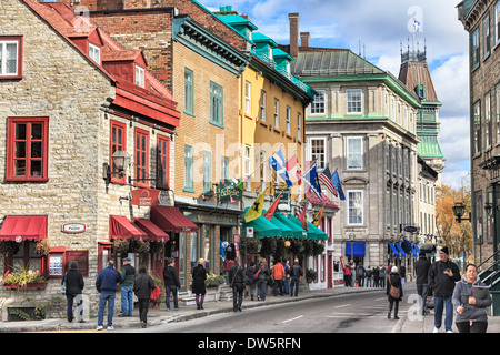 Rue Saint-Louis in città alta area della Vecchia Quebec City, Quebec, Canada Foto Stock