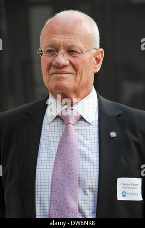 Ex Mossad israeliano, Direttore, maggiore generale (RET) Danny Yatom Foto Stock