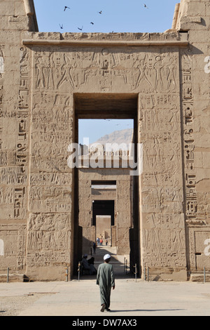 Il Tempio di Medinat Habu su Luxor West Bank. Foto Stock