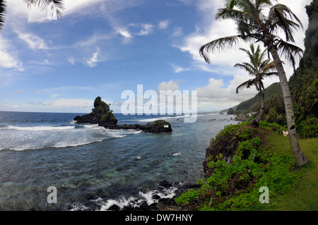 Isolotto off Alega costa, Pago Pago, Tutuila Island, Samoa americane Foto Stock