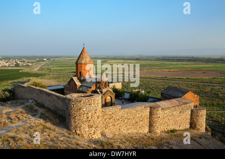 Khor Virap ('deep bene') Monastero vista da sopra, valle Ararat, Armenia Foto Stock