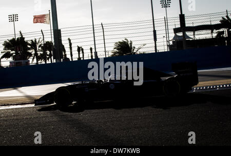 Sakhir, Bahrain. 2 Mar 2014. Quarto giorno di test ufficiali a Bahrain FORMULA ONE Grand Prix su Marzo 02, 2014 Credit: Ahmed Alfardan/NurPhoto/ZUMAPRESS.com/Alamy Live News Foto Stock