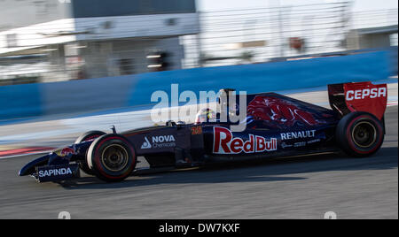 Sakhir, Bahrain. 2 Mar 2014. Quarto giorno di test ufficiali a Bahrain FORMULA ONE Grand Prix su Marzo 02, 2014 Credit: Ahmed Alfardan/NurPhoto/ZUMAPRESS.com/Alamy Live News Foto Stock