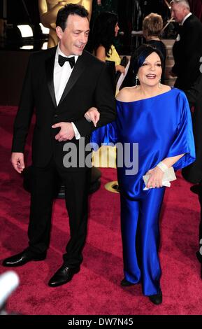 Los Angeles, CA, Stati Uniti d'America. 2 Mar 2014. Liza Minnelli presso gli arrivi per la 86annuale di Academy Awards - Arrivi 1 - Gli Oscar 2014, Dolby Theatre a Hollywood e Highland Center, Los Angeles, CA il 2 marzo 2014. Credito: Gregorio Binuya/Everett raccolta/Alamy Live News Foto Stock