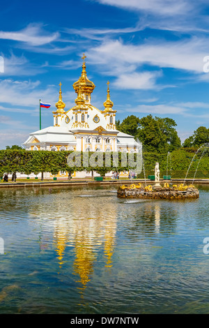 Chiesa di Peterhof di San Pietroburgo Foto Stock