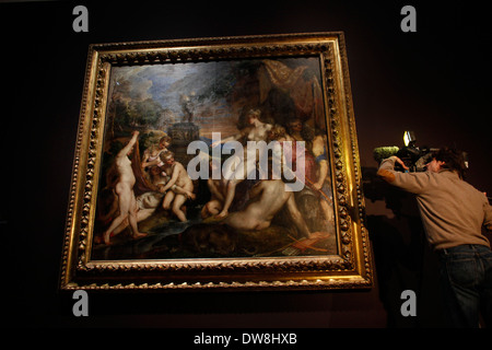 01/03/12 Foto oggi da tal Cohen - Tiziano di Diana e Callisto' è fissato per il pubblico alla National Gallery di Londra 01 marzo 2012, Diana e Callisto' e di Diana e Atteone' sono stati nel Regno Unito per più di duecento anni. Entrambe sono state dipinte come parte di un ciclo di opere di Filippo II di Spagna e che essi rappresentano un momento culminante nell'arte rinascimentale italiana. Foto Stock