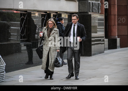 Andy Coulson arriva a Old Bailey Court a Londra Foto Stock