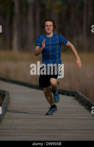 Ragazzo in esecuzione, Louisiana, 16 anni Foto Stock