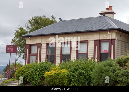 Commercial Bank of Australia, Swansea su strada da Hobart al Parco Nazionale Freycinet, Tasmania, Australia Foto Stock