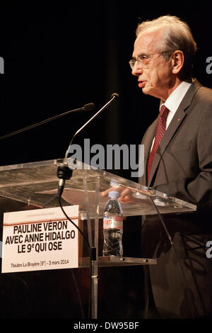 Parigi, Francia. 3 Mar 2014. Parigi nono distretto di partito socialista (PS) sindaco Jacques Bravo parla durante un incontro per la PS candidato per le elezioni municipali a Parigi il nono distretto presso il Teatro La Bruyere a Parigi il 3 marzo 2014. Credito: Michael Bunel/NurPhoto/ZUMAPRESS.com/Alamy Live News Foto Stock