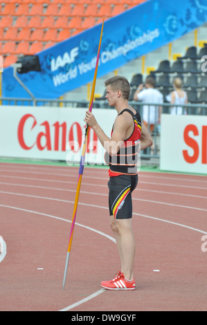 Atleta prende parte al giavellotto durante il 2013 la IAAF Junior World Championships su 12-14 luglio, 2013 a Donetsk, Ucraina Foto Stock