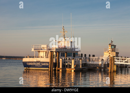 Cumberland Queen II traghetto porta i turisti da San Marys, la Georgia a Cumberland Island National Seashore Foto Stock