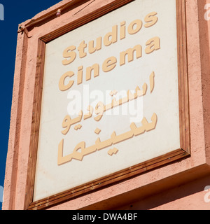 Close-up del cartello di Atlas Corporation Studios, Ouarzazate, Marocco Foto Stock