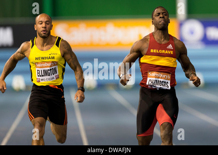 Dwain CHAMBERS & James ELLINGTON, 60m britannico di calore di Atletica Leggera Indoor campionati, Sheffield England Regno Unito. Foto Stock