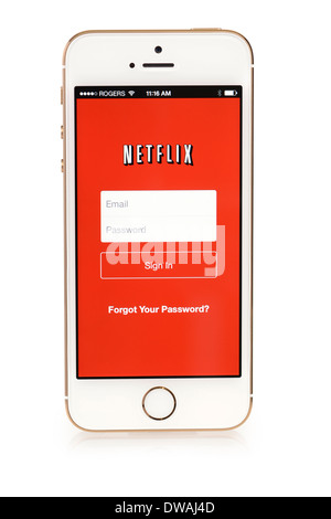 Netflix su iPhone 5S, Netflix app nella schermata Accedi in esecuzione su iPhone 5 S Foto Stock