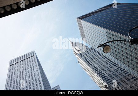 Dettaglio ritagliata di Chrysler building e grattacieli di New York, Stati Uniti d'America Foto Stock