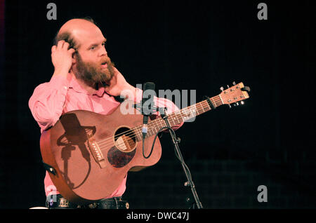 Berlino, Germania. 4 Mar 2014. Noi cantante-song writer chitarrista e attore Bonnie Prince Billy alias si esegue a Oldham in l apostolo Paolo Chiesa a Berlino, Germania, 4 marzo 2014. Foto: Roland Popp/dpa/Alamy Live News Foto Stock