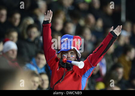 Praga, Repubblica Ceca. 5 Mar 2014. La Repubblica ceca è la ventola è visto durante il cordiale partita di calcio Repubblica Ceca vs. Norvegia, a Praga, Repubblica Ceca, mercoledì 5 marzo, 2014. Credito: Michal Kamaryt/CTK foto/Alamy Live News Foto Stock