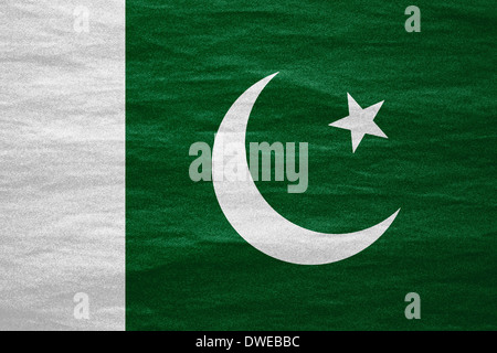 Bandiera del Pakistan o banner pakistano su tela texture Foto Stock