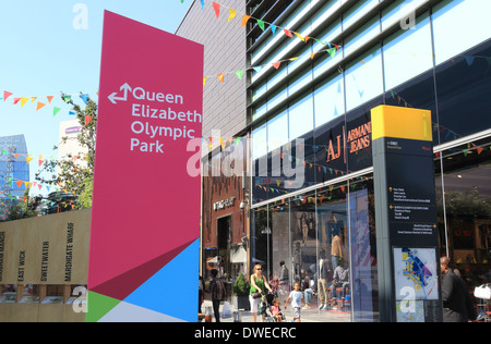 Il centro commerciale Westfield, accanto alla regina Elisabetta Olympic Park, a Stratford, East London E20, England, Regno Unito Foto Stock