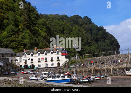 Il Red Lion Hotel nel villaggio di Clovelly, Devon, Inghilterra Foto Stock