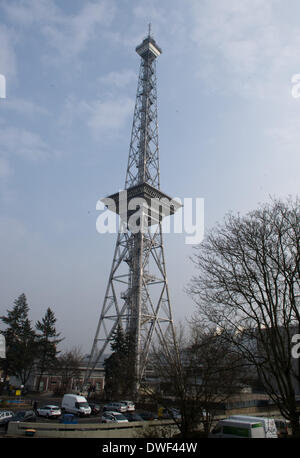 Berlino, Germania. 06 Mar, 2014. Vista della torre della Radio di Berlino, Germania, 06 marzo 2014. Foto: Inga Kjer/dpa/Alamy Live News Foto Stock