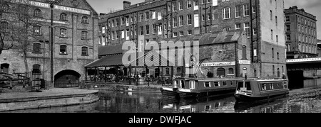 Narrowboats sul fiume Trent, area del litorale, Nottingham, Nottinghamshire county, England, Regno Unito Foto Stock