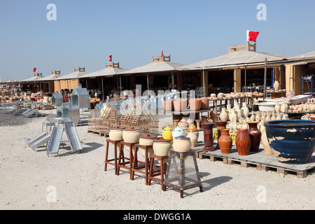 Il mercato della ceramica in un'Ali, Bahrein, Medio Oriente Foto Stock