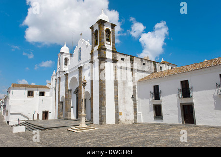 Santa Maria da Lagoa Chiesa, Monsaraz Foto Stock