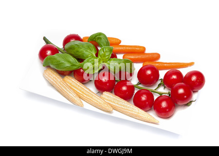 Fresche verdure crude come la base di uno stile di vita sano Foto Stock