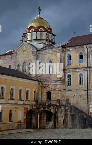 Novoafonsky (o New Athos) monastero vicino a Sukhumi in Abkhazia Foto Stock