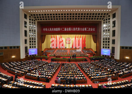 Pechino, Cina. 9 Mar 2014. La seconda riunione plenaria della seconda sessione della Cina il XII congresso nazionale del popolo (Anp) è tenuto presso la Grande Sala del Popolo di Pechino, capitale della Cina, 9 marzo 2014. Credito: Liu Weibing/Xinhua/Alamy Live News Foto Stock