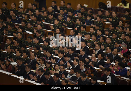 Pechino, Cina. 9 Mar 2014. La seconda riunione plenaria della seconda sessione della Cina il XII congresso nazionale del popolo (Anp) è tenuto presso la Grande Sala del Popolo di Pechino, capitale della Cina, 9 marzo 2014. Credito: Li pista/Xinhua/Alamy Live News Foto Stock