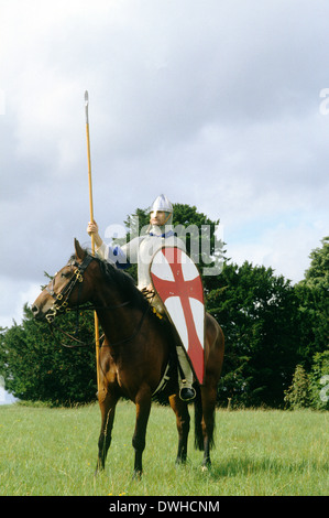 Rievocazione, Norman soldato di cavalleria, XI secolo, la rievocazione storica del cavaliere soldati cavalieri Inghilterra UK horse Foto Stock