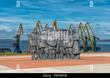 Anadyr - Monumento al primo Revkom Foto Stock