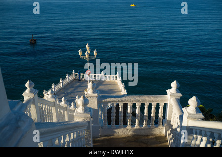 Benidorm landmark viewpoint, un outlook sul Mediterraneo Foto Stock