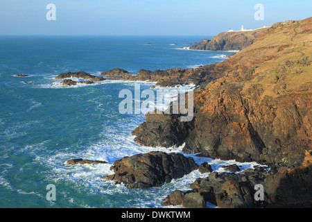 Vista costiera verso Pendeen guarda da levante miniera, West Cornwall, England, Regno Unito Foto Stock