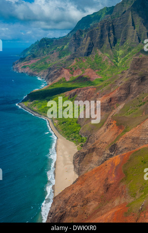 Antenna della robusta Costa Napali, Kauai, Hawaii, Stati Uniti d'America, il Pacifico Foto Stock
