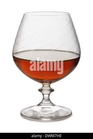 Snifter di brandy invecchiato isolato su bianco Foto Stock