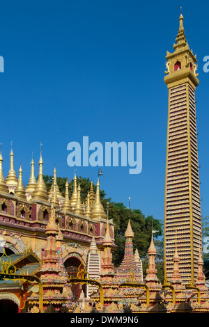 Il tempio Buddista complesso di Mohnyin Thambuddhei Paya in Monywa in Myanmar (Birmania) Foto Stock