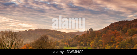 Castell Coch (Castello Coch) (Il Castello Rosso), Tongwynlais, Cardiff, Galles, Regno Unito, Europa Foto Stock