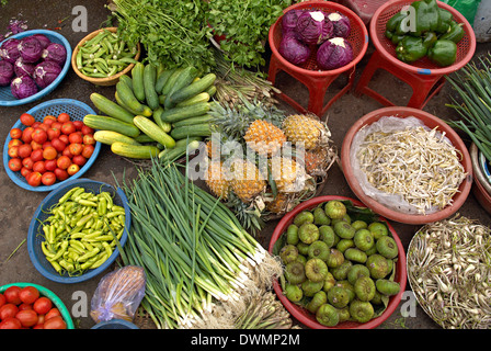 Dong Ba market, tonalità, Vietnam, Indocina, Asia sud-orientale, Asia Foto Stock