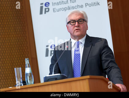 Berlino, Germania. Decimo Mar, 2014. Secondo il tedesco-portoghese FORUM realizzato in.salone europeo del Foreign Office di Berlino./Immagine: Frank-Walter Steinmeier (SPD), il Ministro degli esteri tedesco. © Reynaldo Paganelli/NurPhoto/ZUMAPRESS.com/Alamy Live News Foto Stock