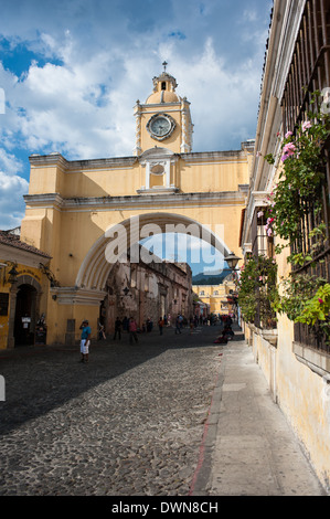 La Santa Catalina Arch in Antigua, Guatemala Foto Stock