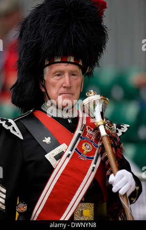 Il Pipe Major al raduno Cowal Highland Games vicino a Dunoon sulla Cowal Peninsula in Scozia. Foto Stock