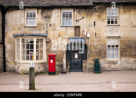 Ufficio postale di Fairford, Cotswolds, Gloucestershire, Inghilterra Foto Stock