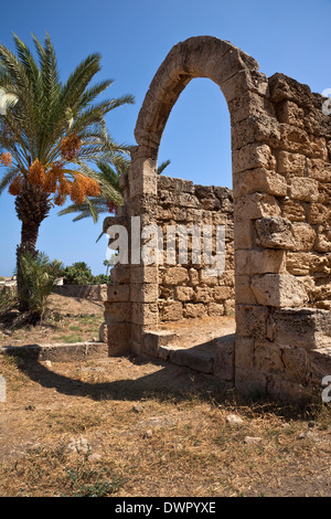 Una parte delle rovine di San Giorgio dei Greci Chiesa di Famagosta (Gazimagusa) nella Repubblica Turca di Cipro del Nord. Foto Stock