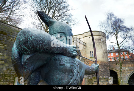 Robin Hood statua Nottingham Castle England Regno Unito Foto Stock